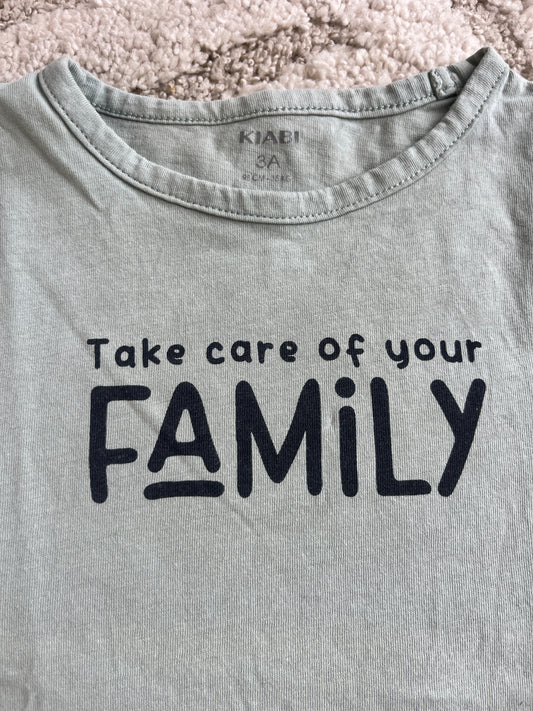 T-shirt à manches courtes vert sauge « take Care of your family » - 3 ans
