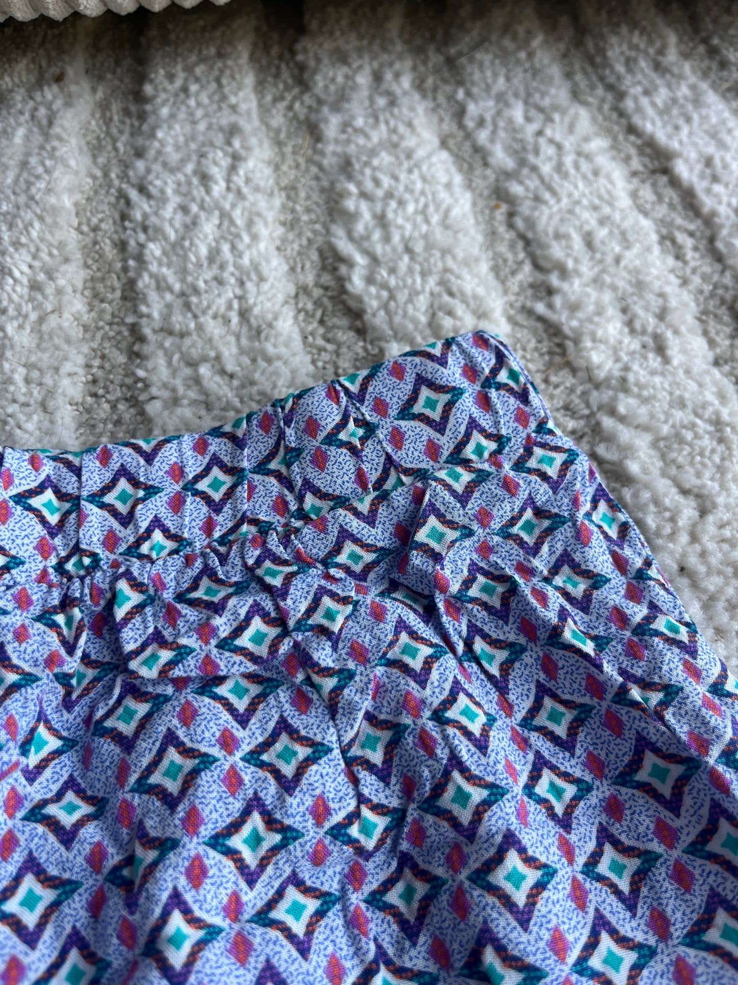 Pantalon fluide à motifs violet - 8 ans