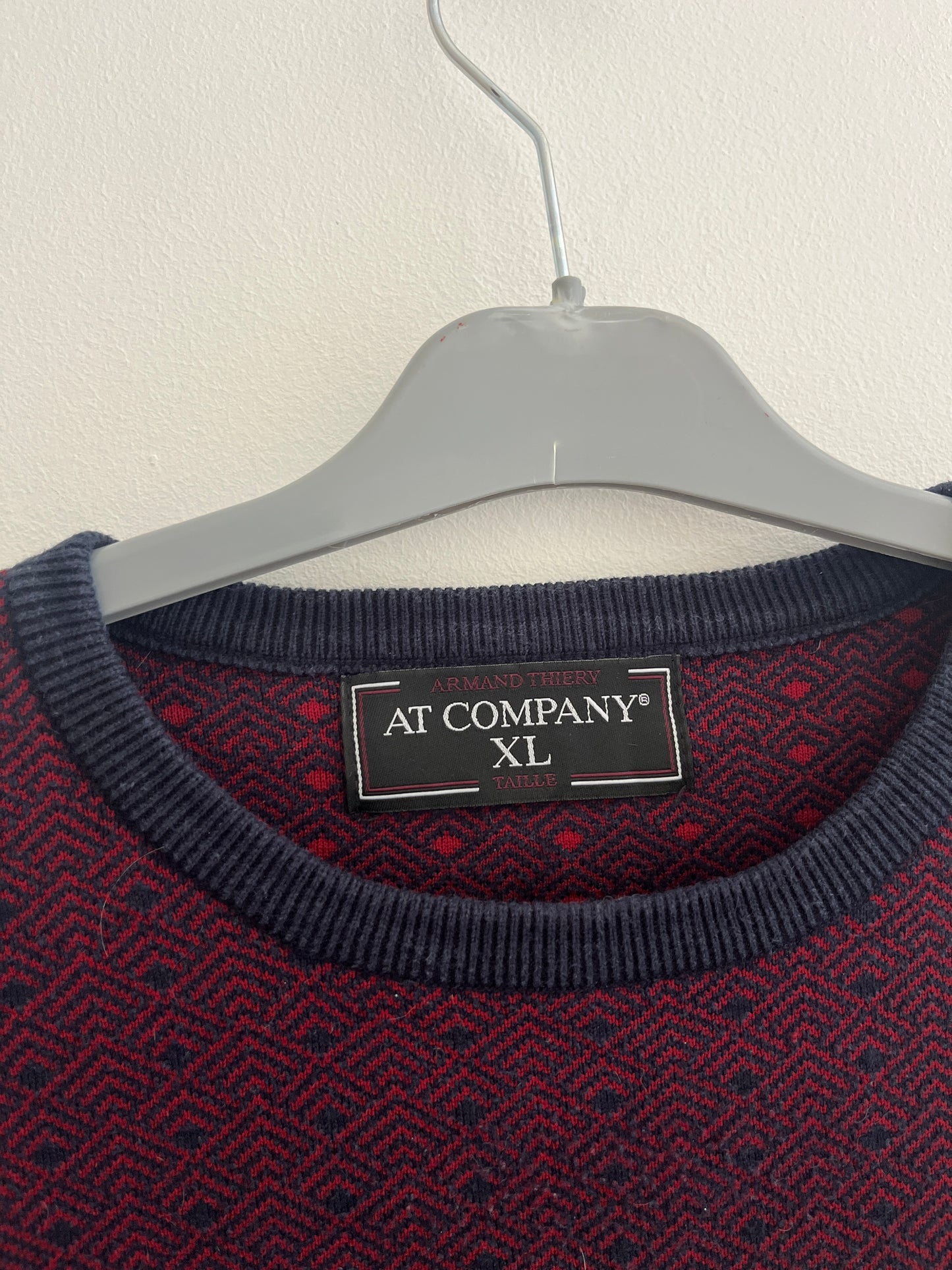 Pull à manches longues rouge et bleu marine Armand Thiery - XL