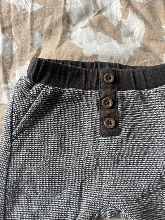 Jogging en maille gaufrée noir et gris - 1 mois