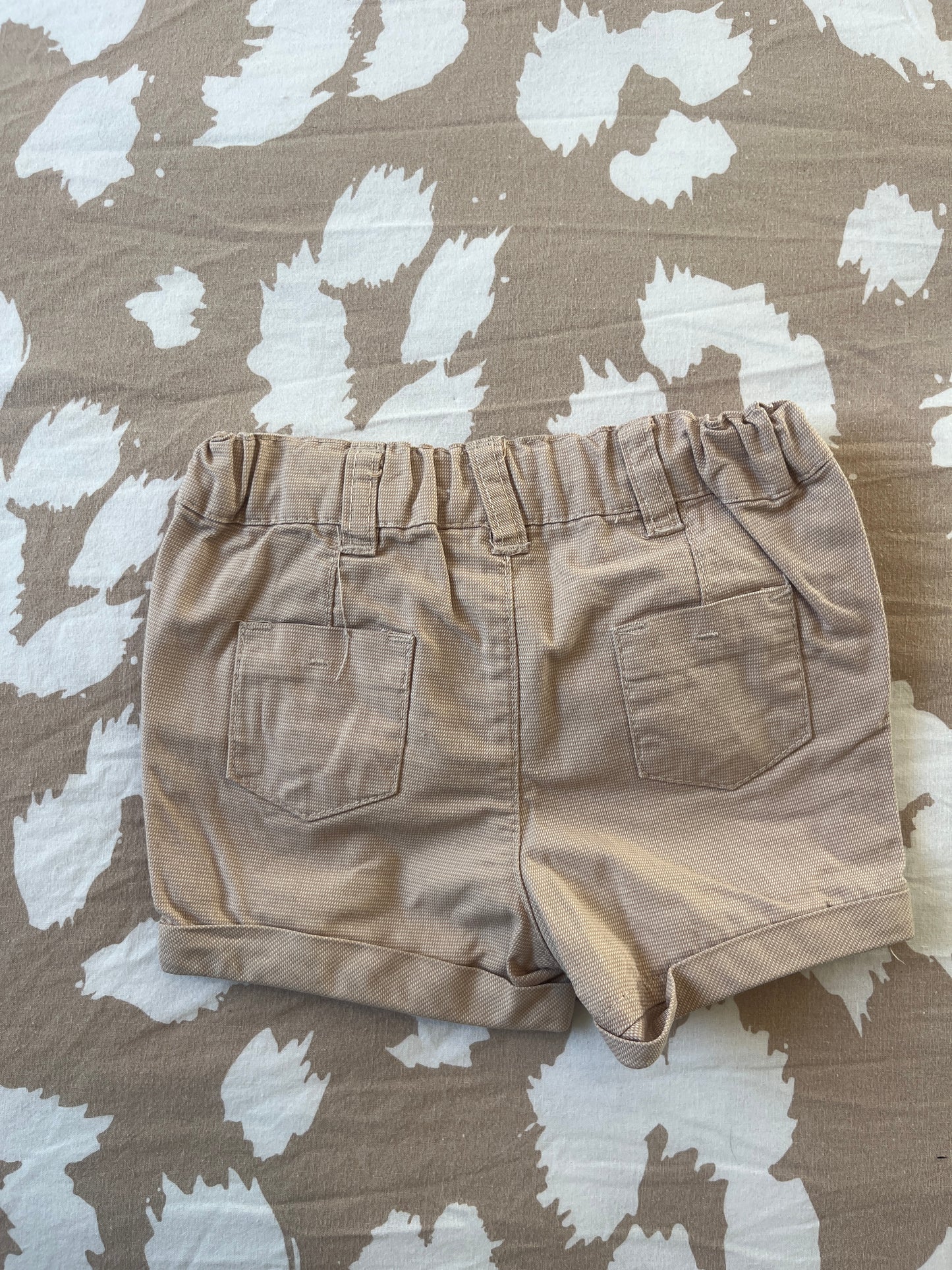 Short beige sans poches et petit vélo - 3 mois
