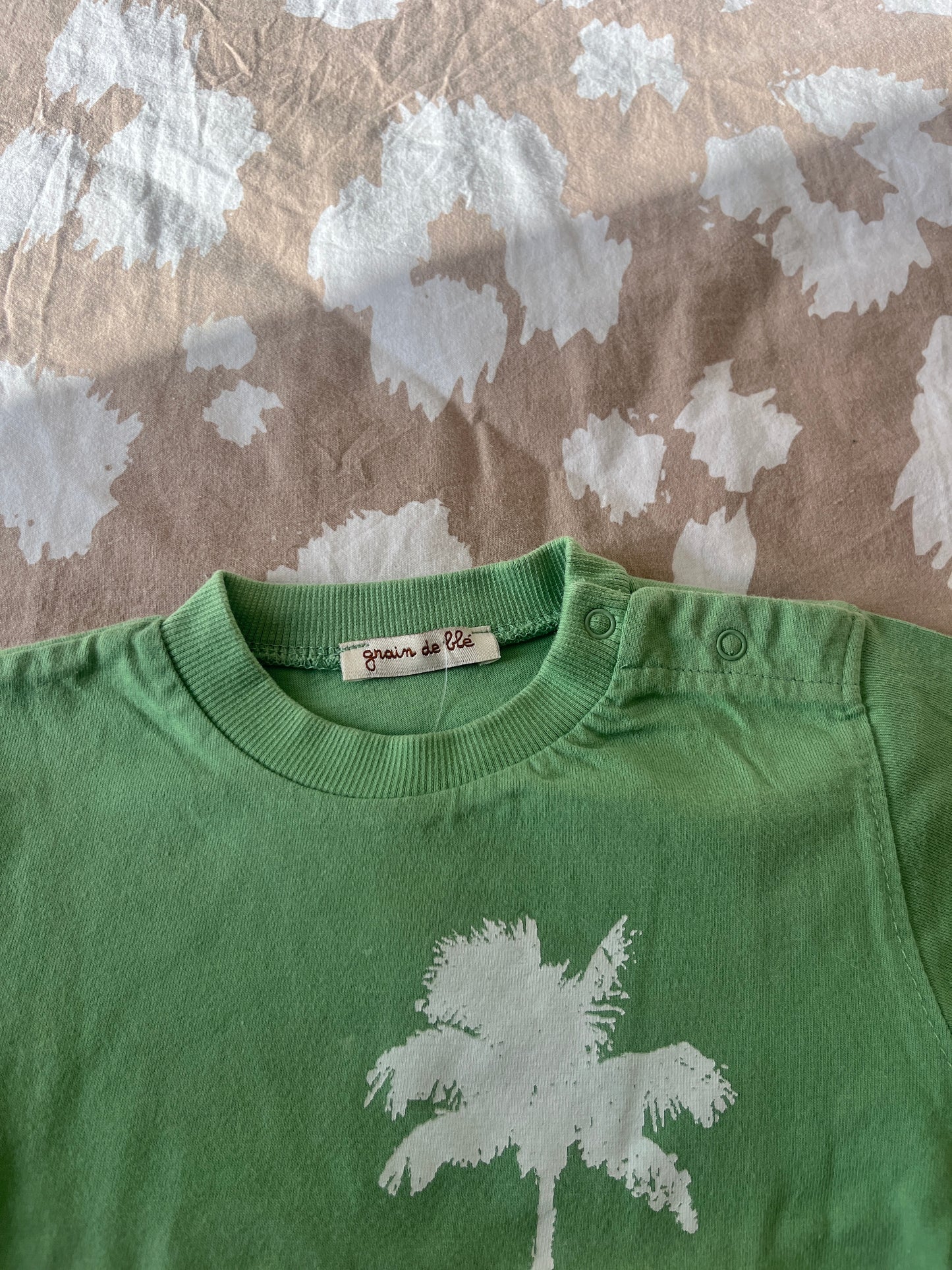 T-shirt à manches courtes vert avec van - 18 mois