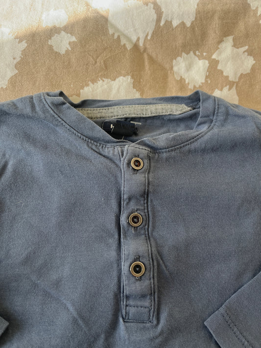 T-shirt à manches longues bleu/gris avec boutons - 18 mois