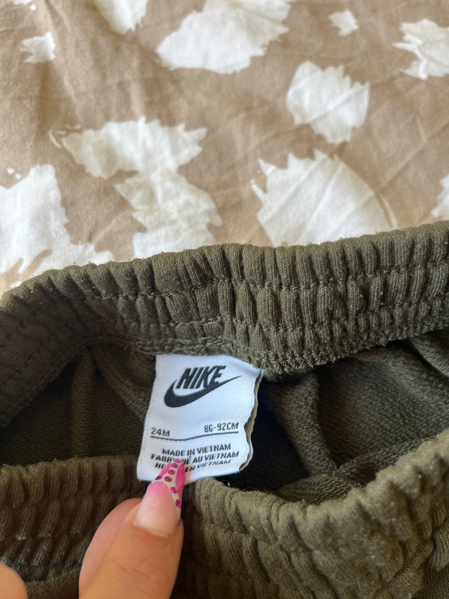 Jogging kaki Nike - 24 mois