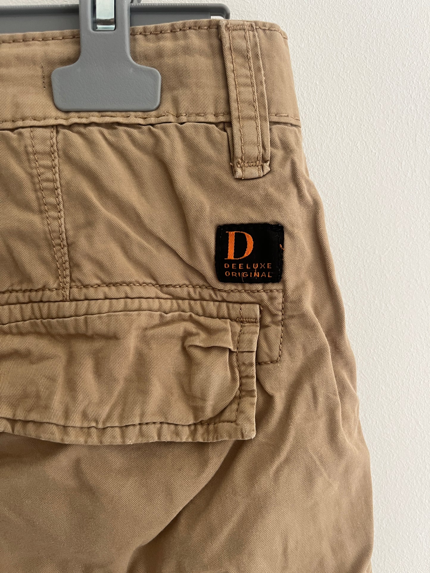 Pantalon cargo beige avec élastiques aux chevilles - M