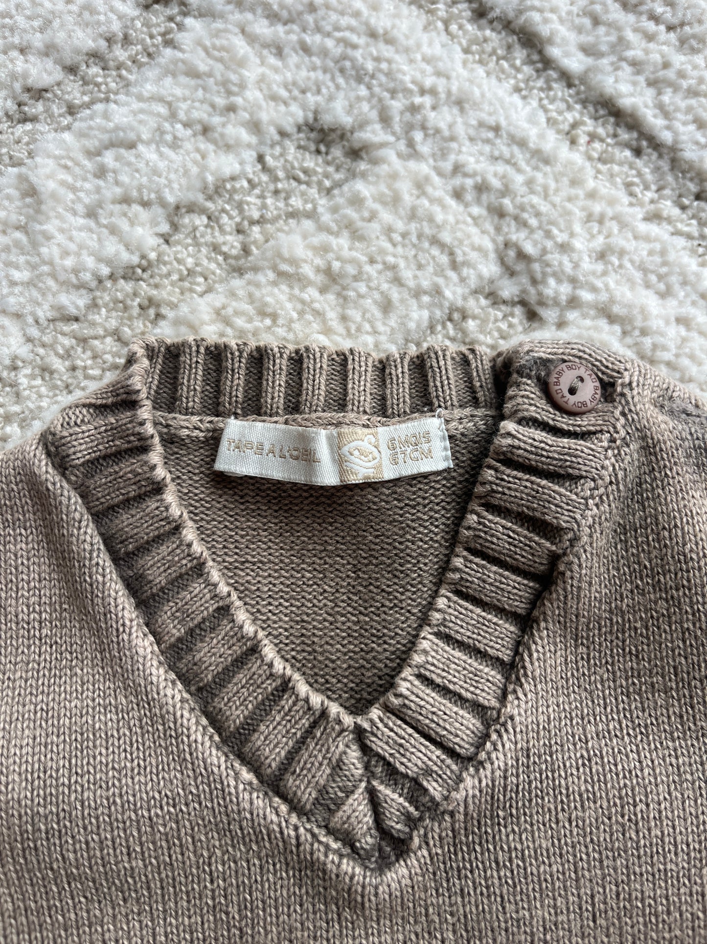Pull sans manches en maille marron à col V TAO - 6 mois