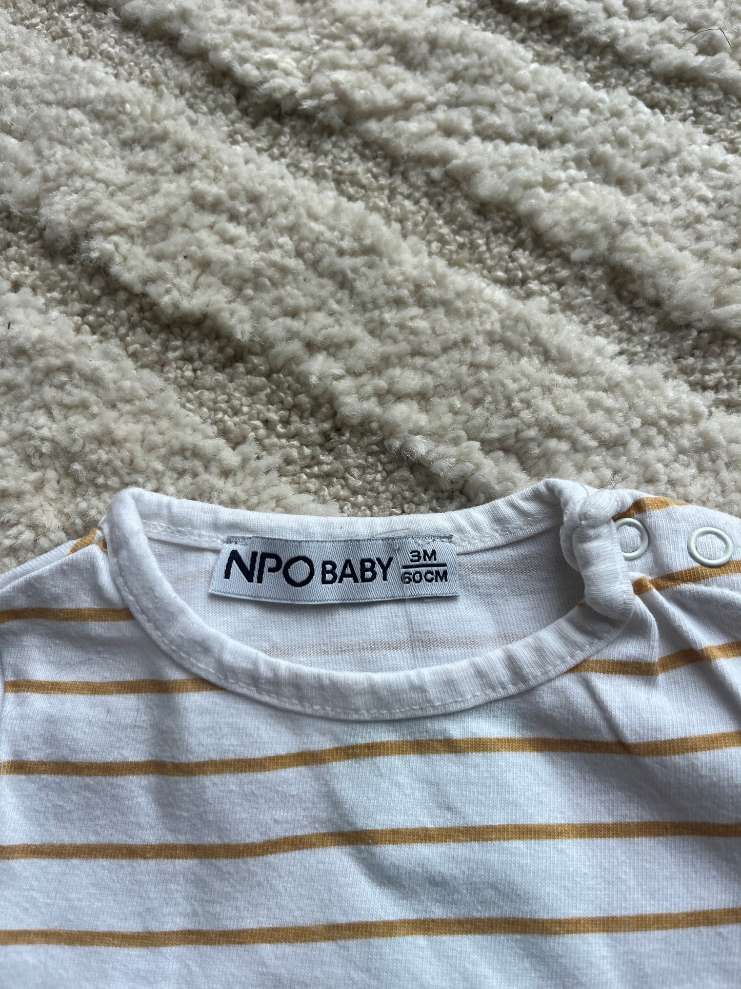 T-shirt à manches courtes blanc rayé jaune NPO - 3 mois