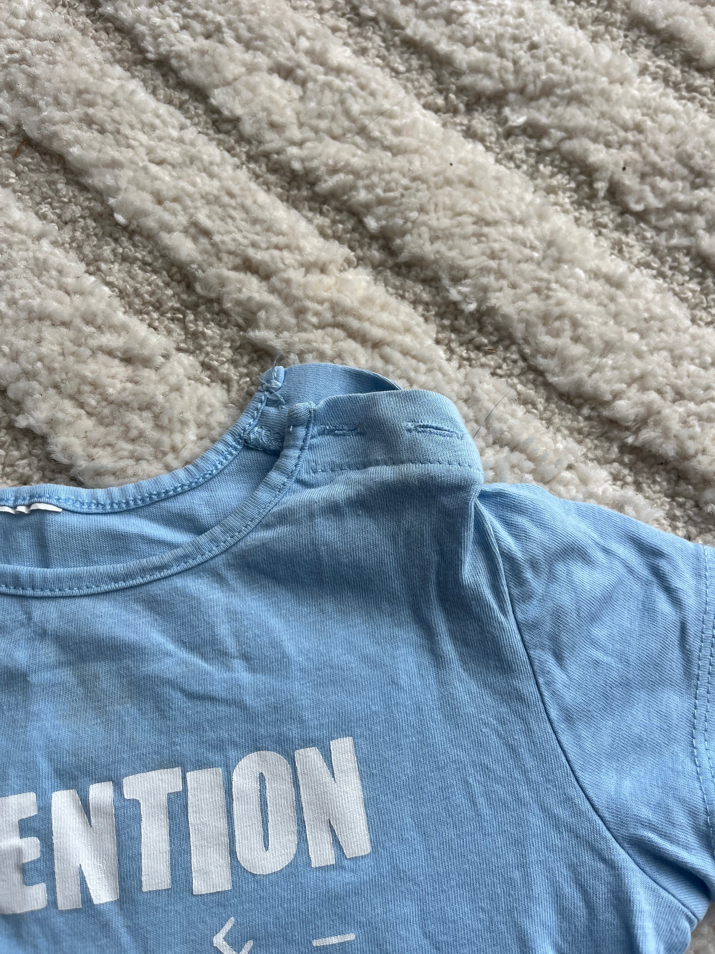 T-shirt en jersey à manches courtes bleu « attention sourire » - 18 mois
