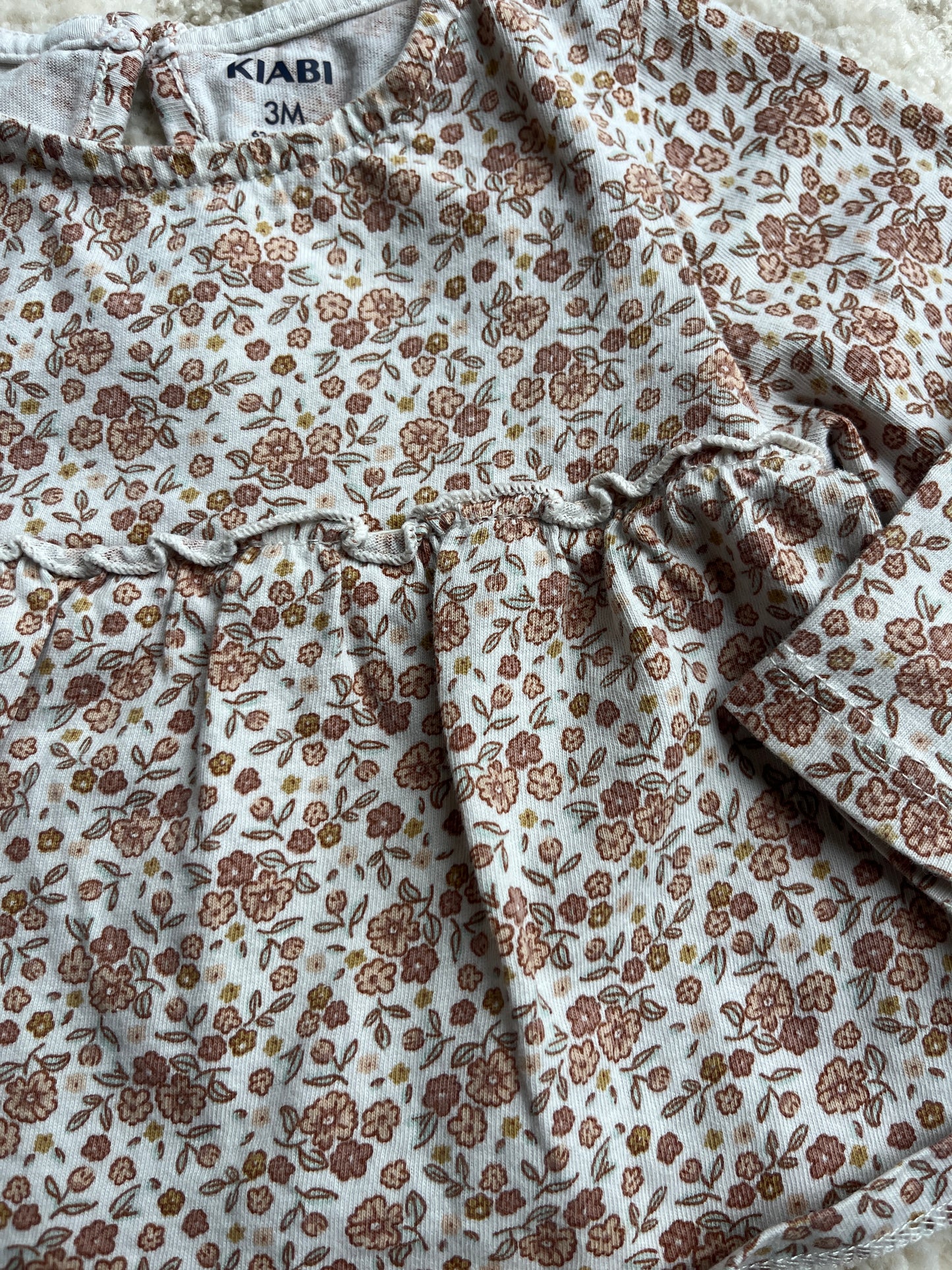 T-shirt à manches longues fleurs beiges - 3 mois