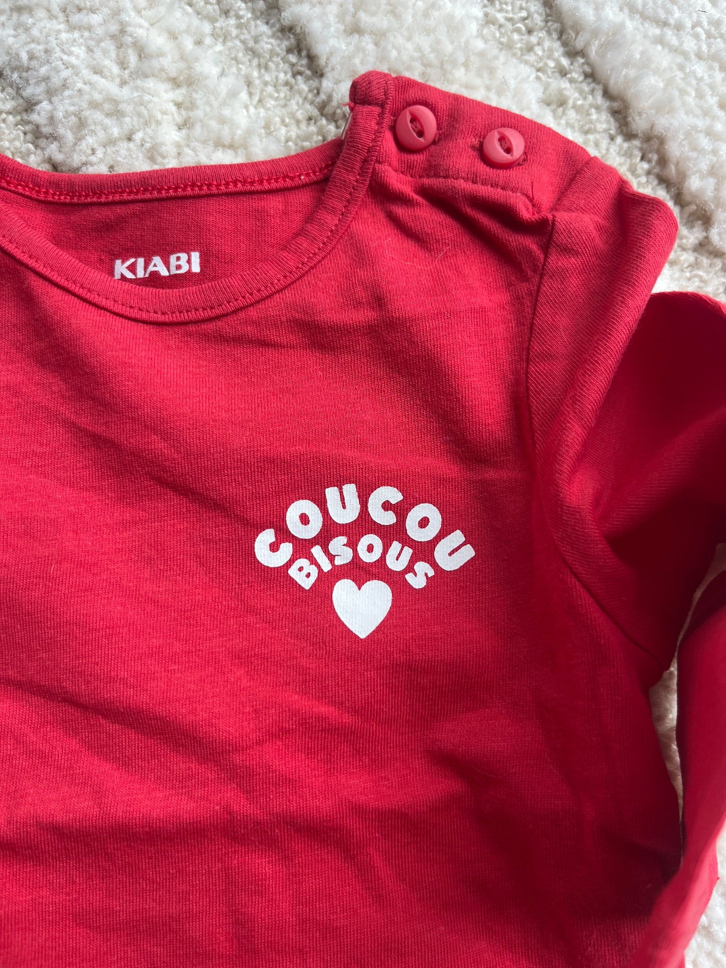 T-shirt à manches longues rouge « coucou bisous » - 3 mois