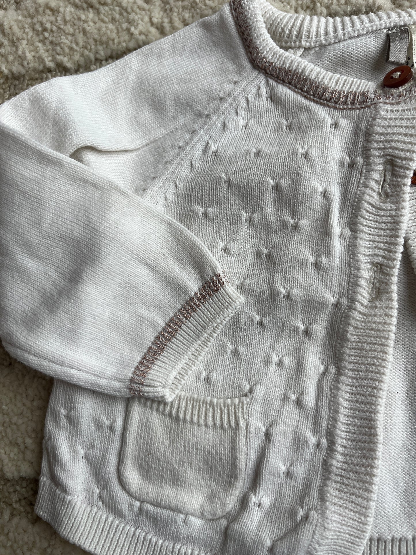 Cardigan à manches longues blanc avec broderies et poches - 3 mois