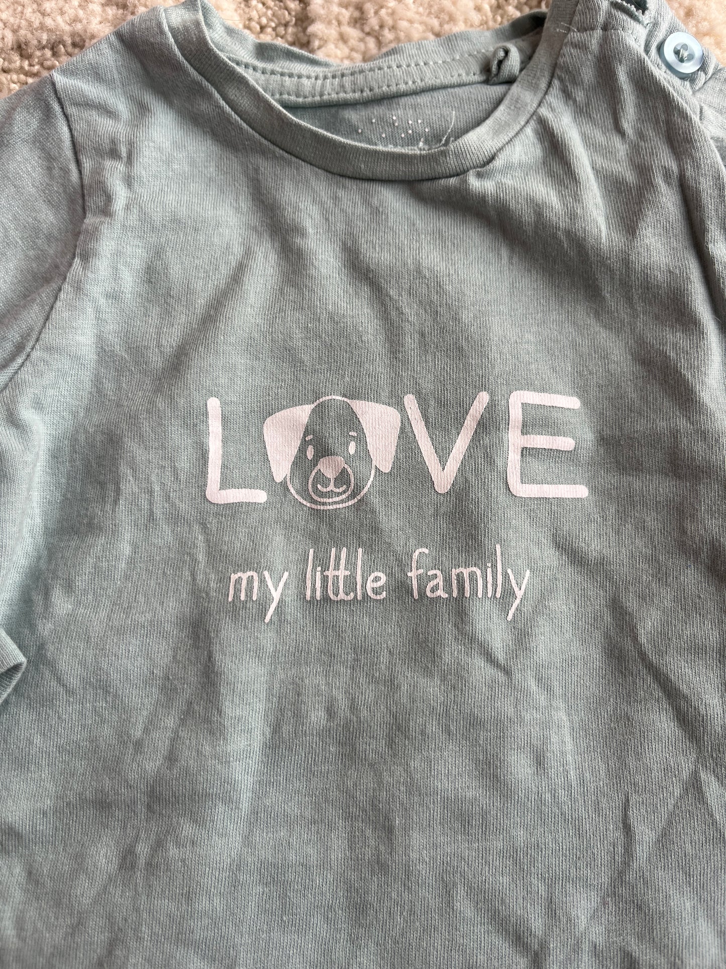 T-shirt à manches longues vert « love my little Family » - 3 mois