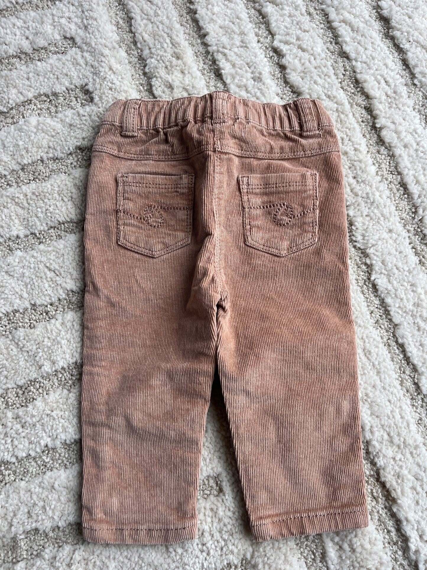 Pantalon taupe velours côtelé motifs poires - 9 mois
