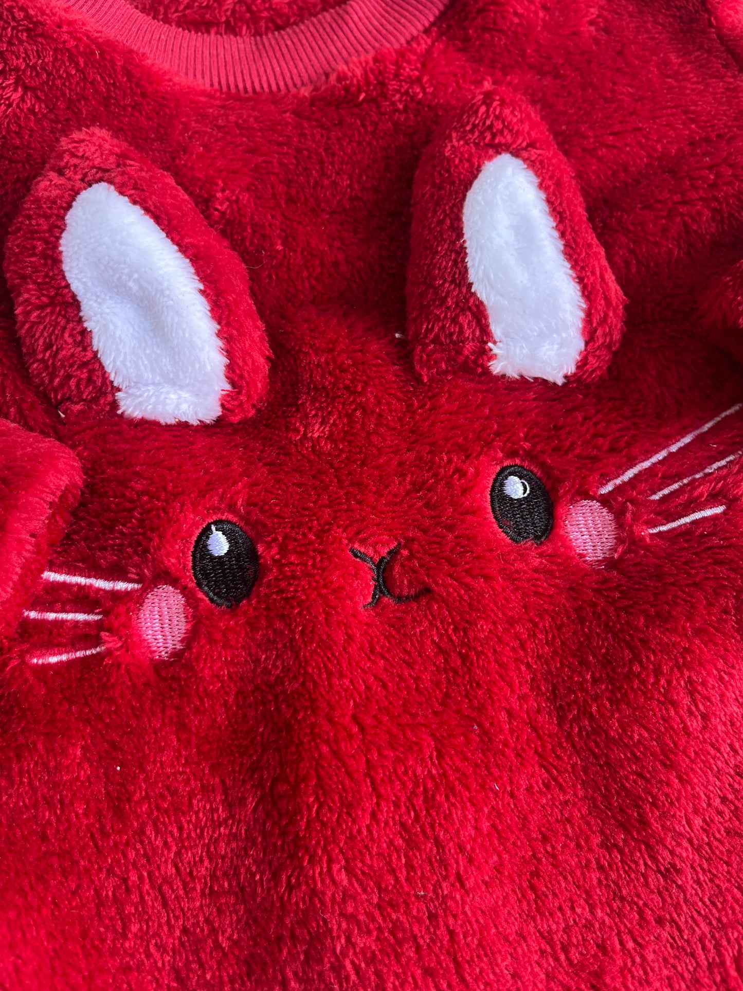 Pyjama velours 2 pièces rouge et blanc tête de lapin et cœurs - 18/24 mois