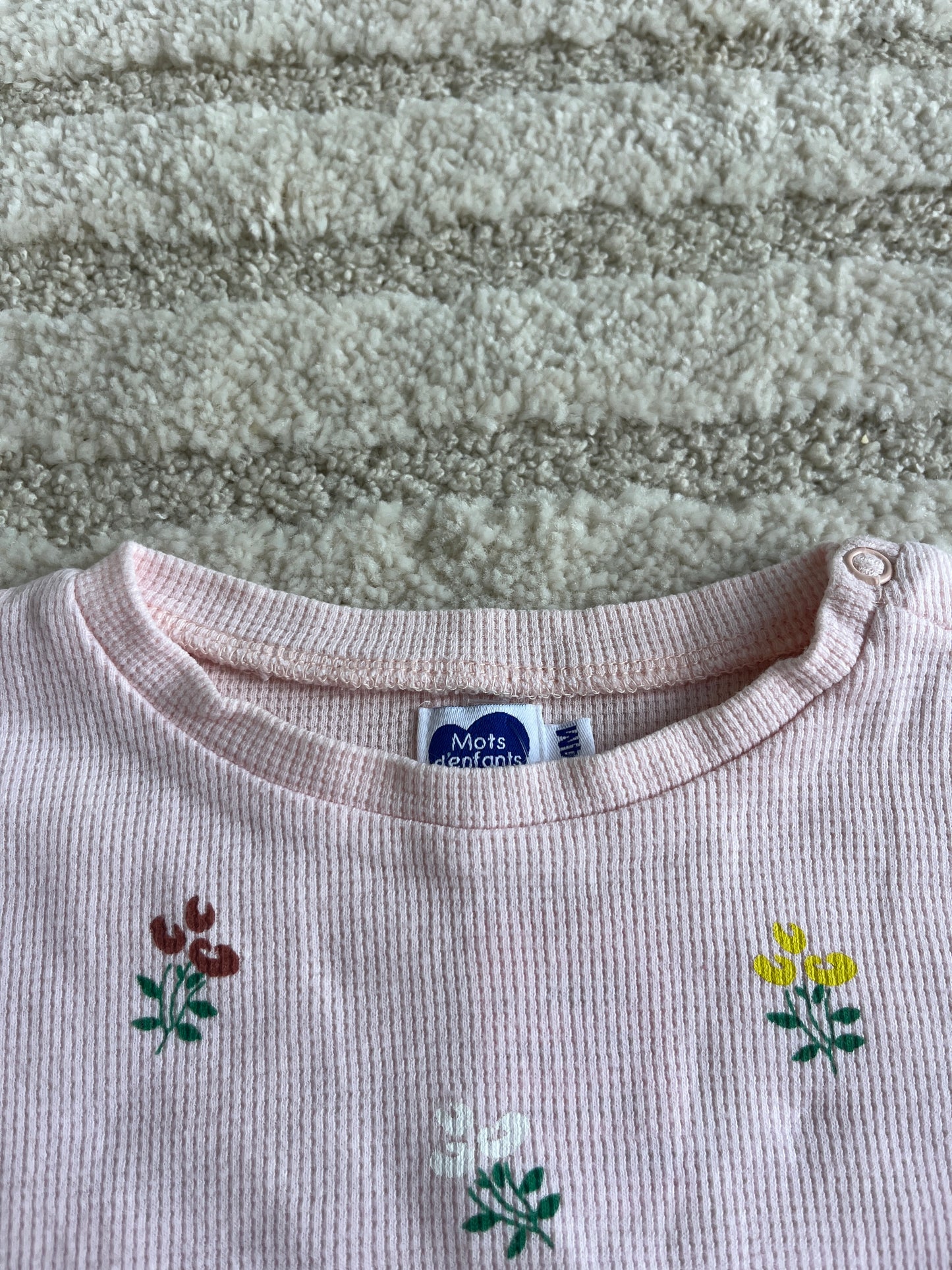T-shirt à manches courtes en maille gaufrée rose « toute fleurie jolie » - 24 mois