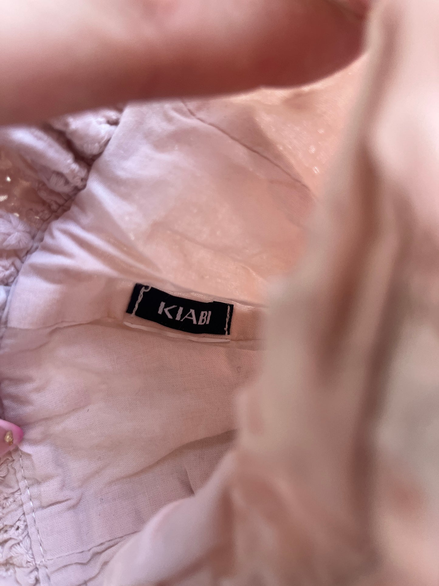 Chapeau rose avec broderies Kiabi