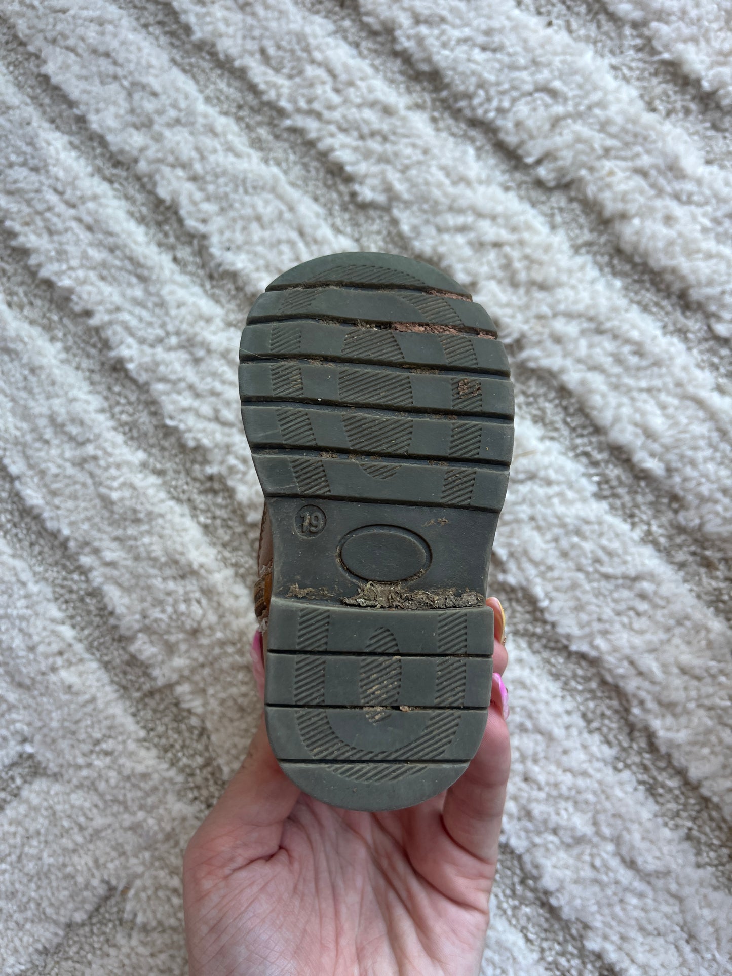 Paie de bottines à lacets et zip marron - Pointure 19