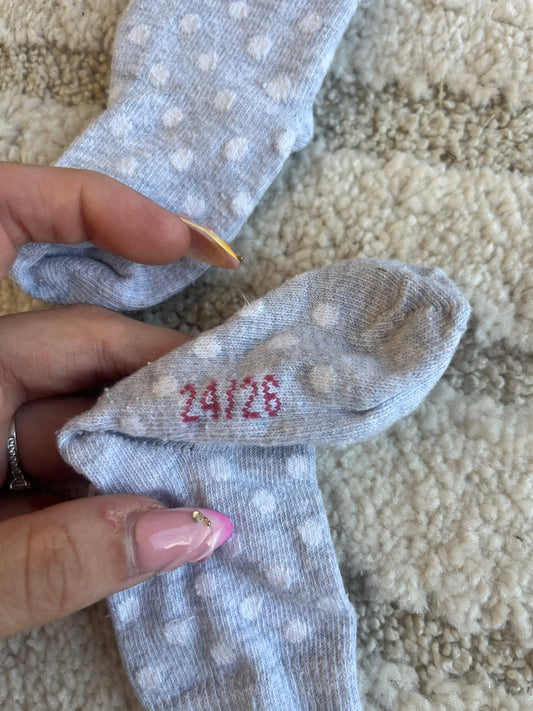 Paire de chaussettes grises à pois blancs - Pointure 24/26