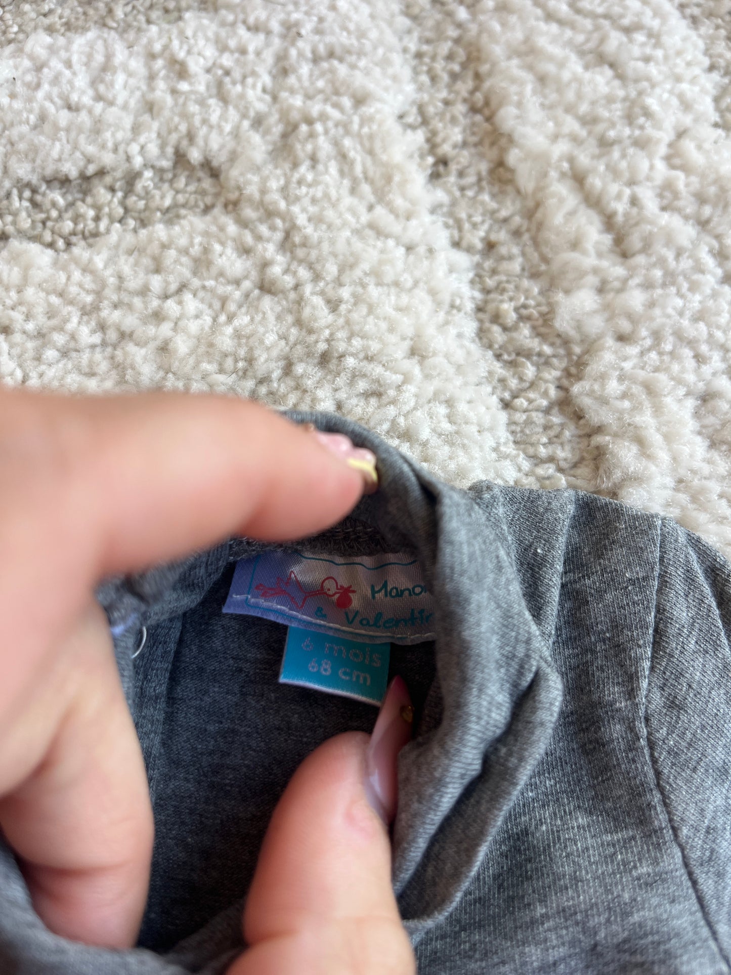 T-shirt à manches longues gris « un vrai tombeur » - 6 mois