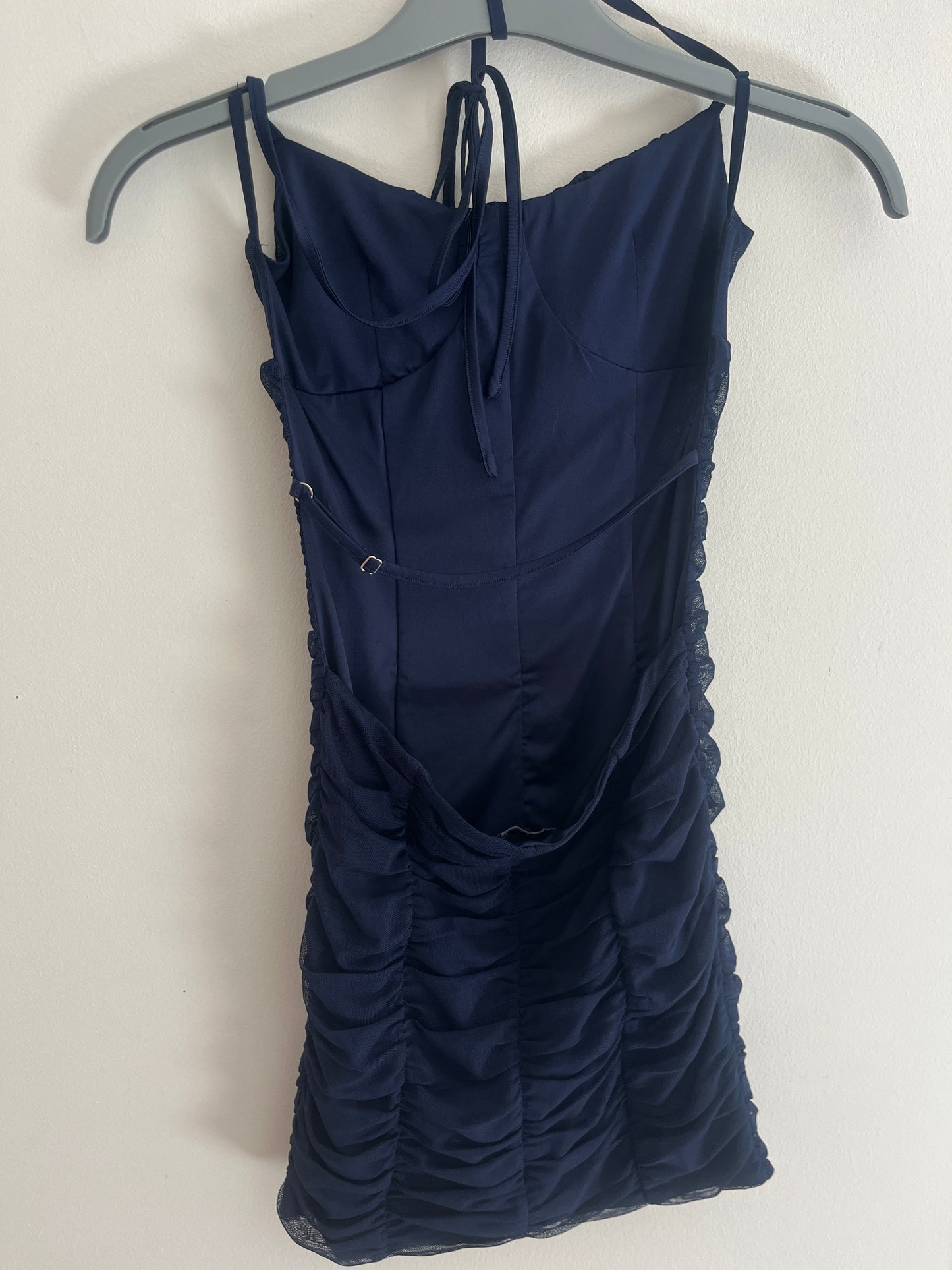 Mini robe moulante en tulle bleu marine et dos nu Tiger Mist - XXS