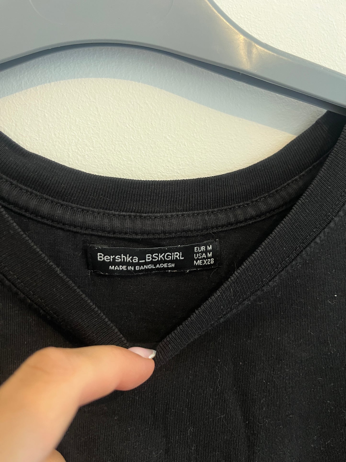 T-shirt manches courtes en jersey noir Bershka - M