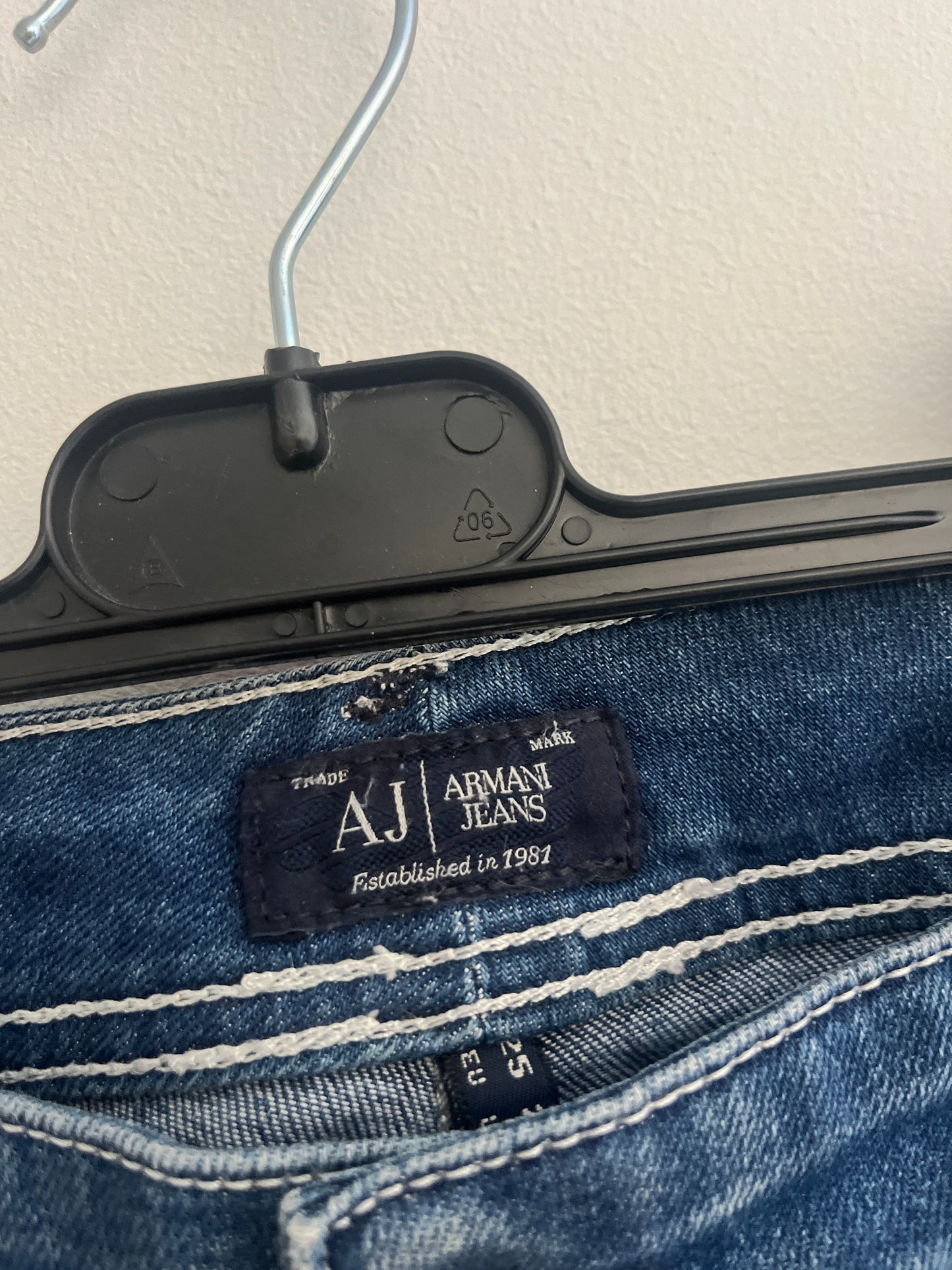 Jean slim bleu brut effet délavé Armani Jeans - S/36