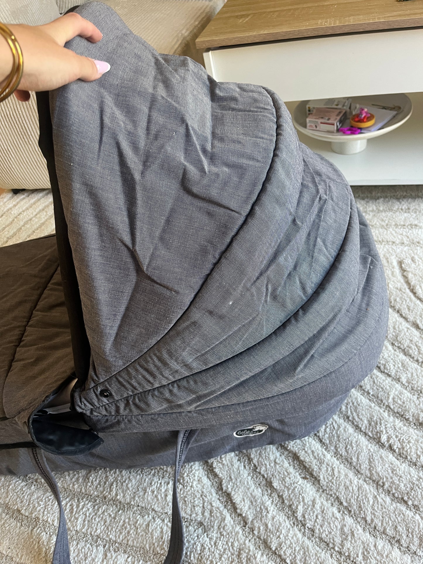 Nacelle grise avec support poussette Bébé Confort
