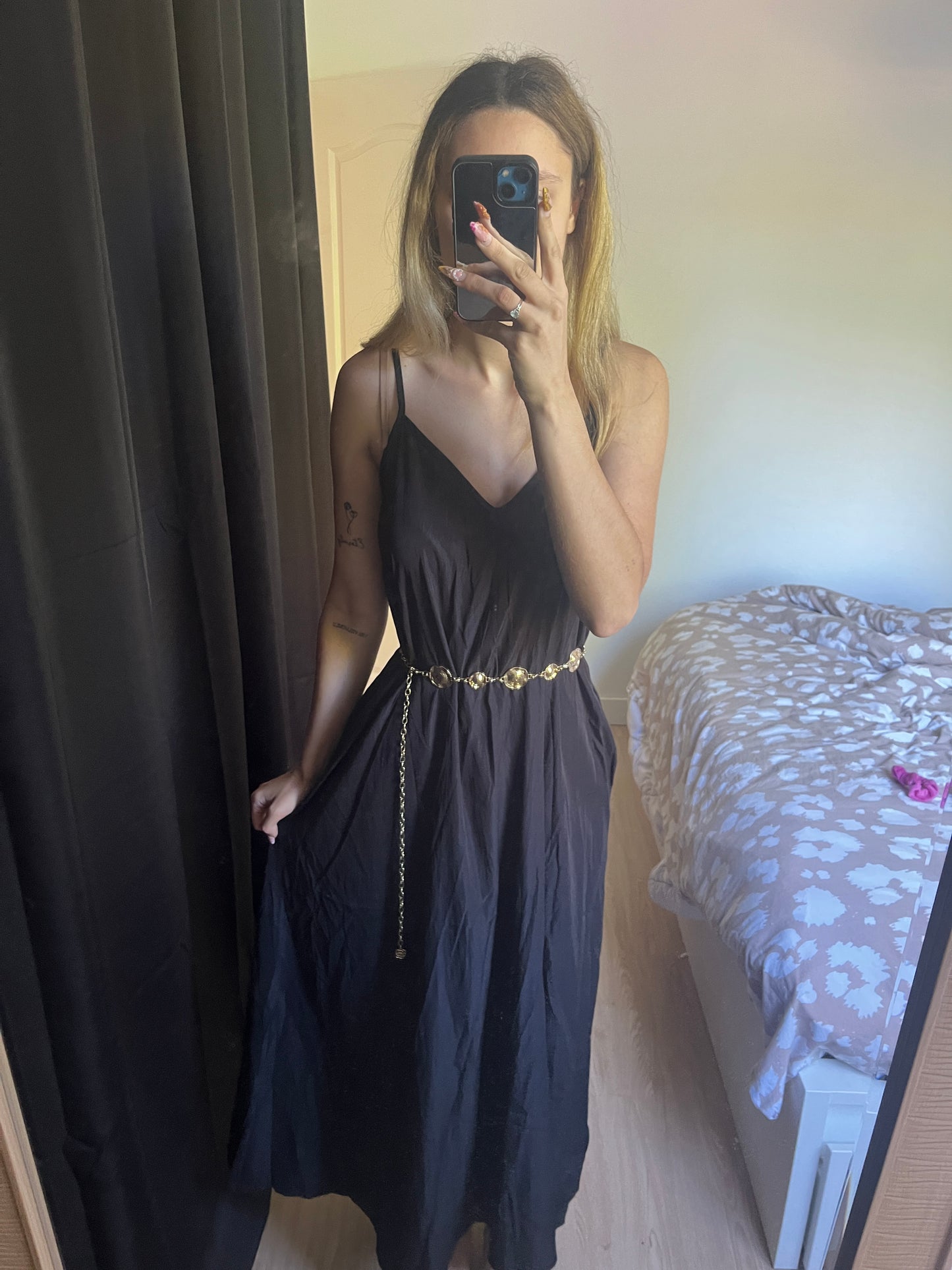 Robe longue ample et confort à bretelles noire - S