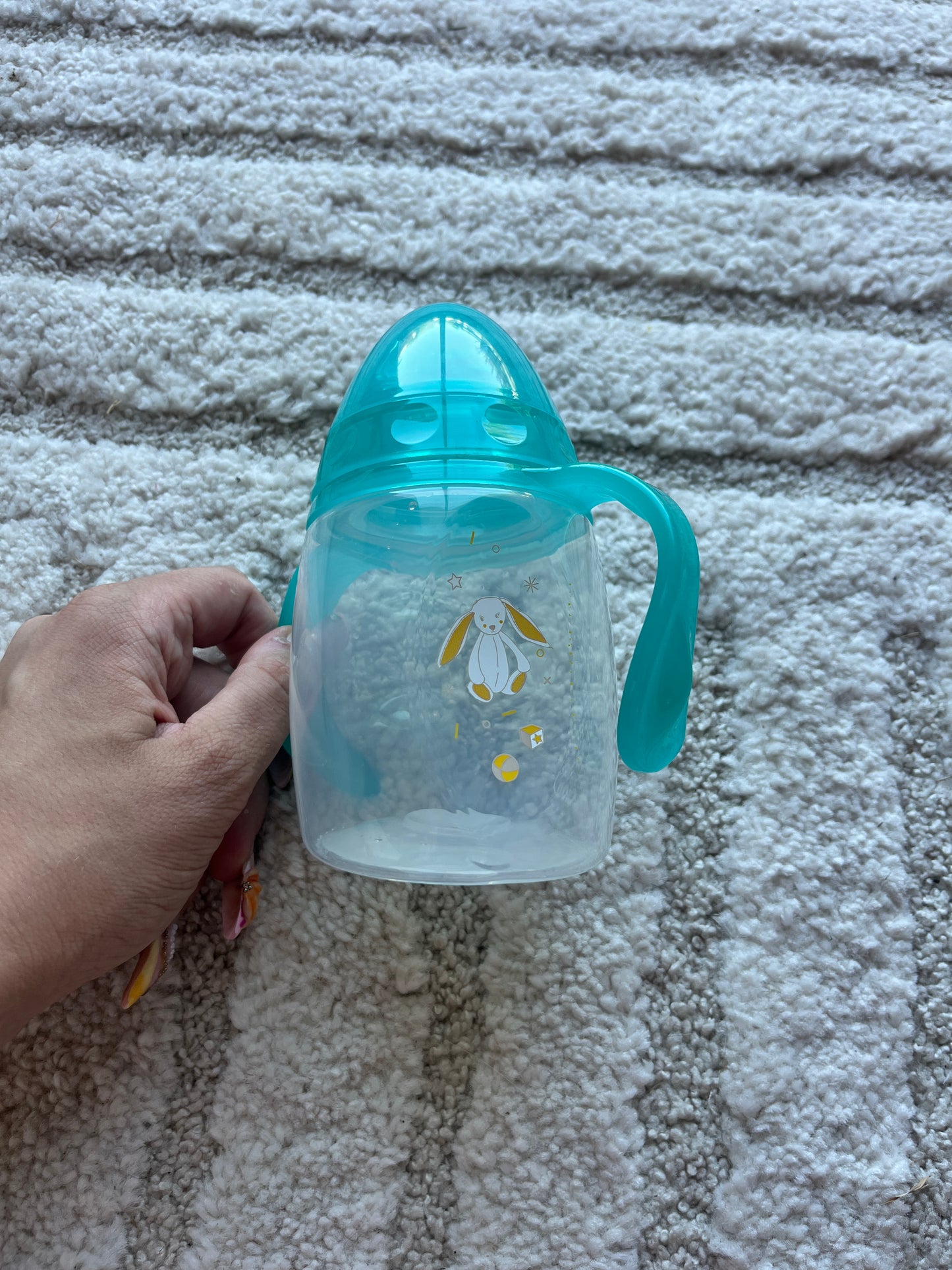 Tasse anti-fuite plastique - dès 6 mois