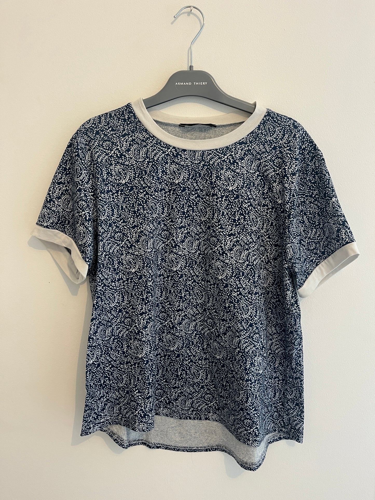 T-shirt manches courtes motifs bleus et blancs - M