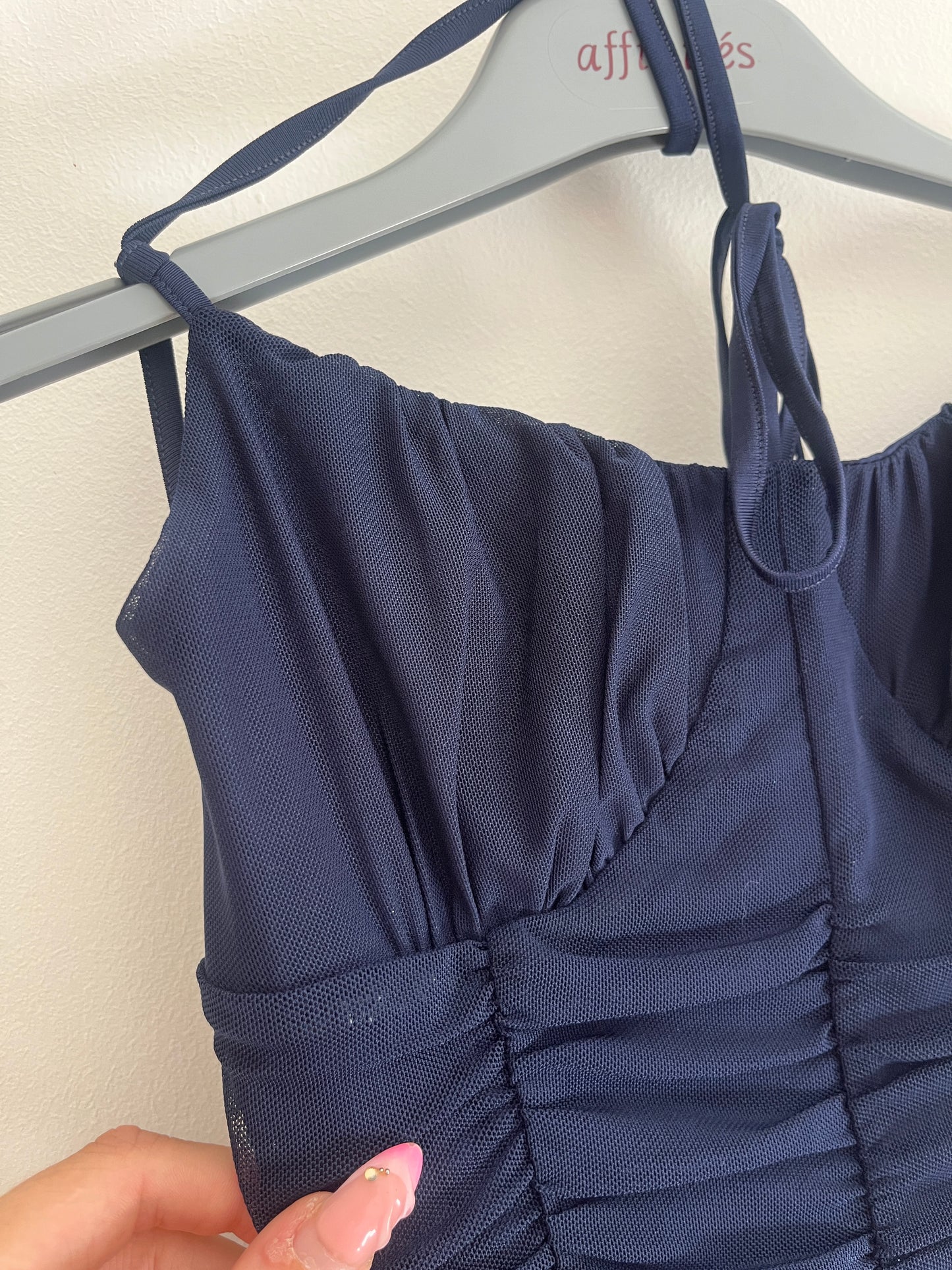 Mini robe moulante en tulle bleu marine et dos nu Tiger Mist - XXS