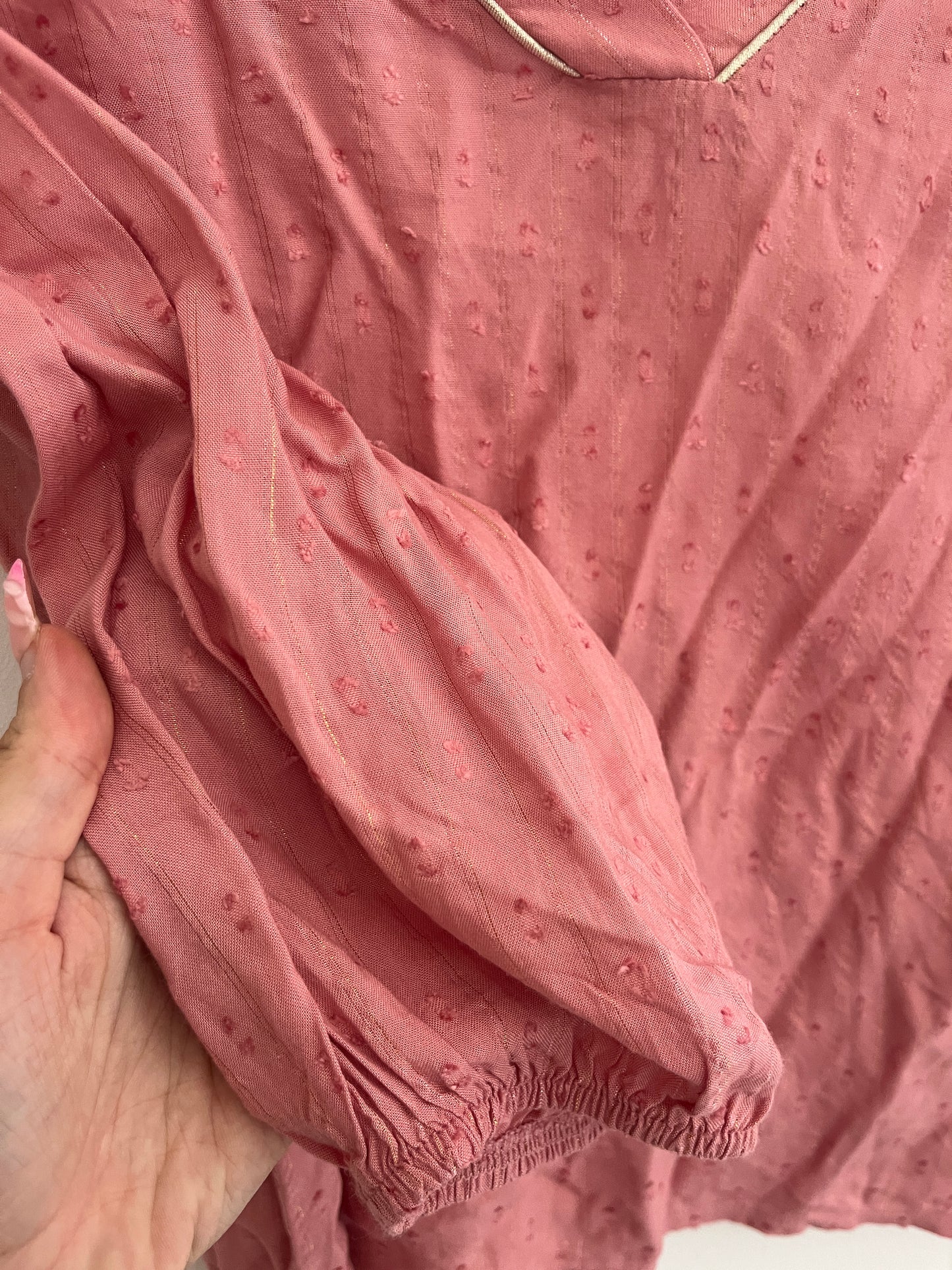 Blouse à manches longues rose détails dorés Ligne à suivre - 38