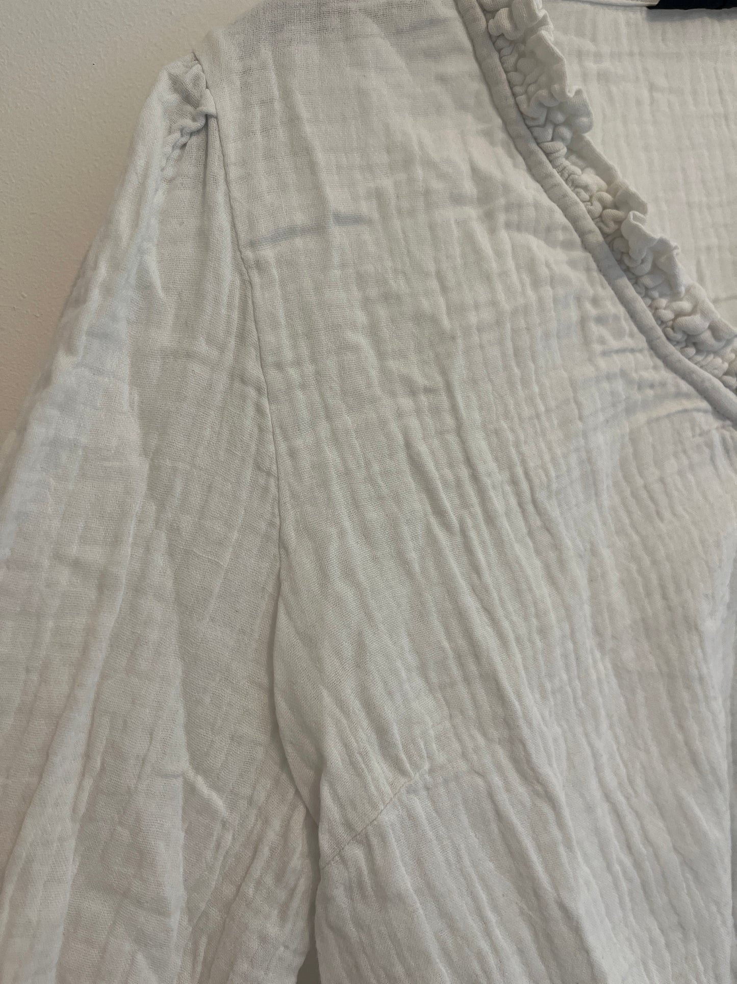 Blouse blanche gaze de coton et col volanté - M