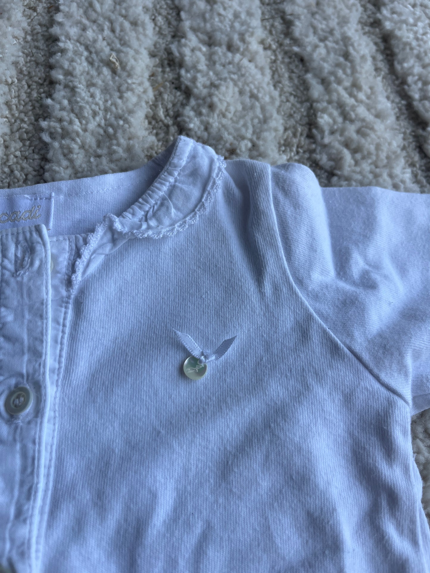 T-shirt à manches longues blanc détails dentelle Jacadi - 6 mois