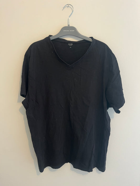 T-shirt à manches courtes noir col V - XL
