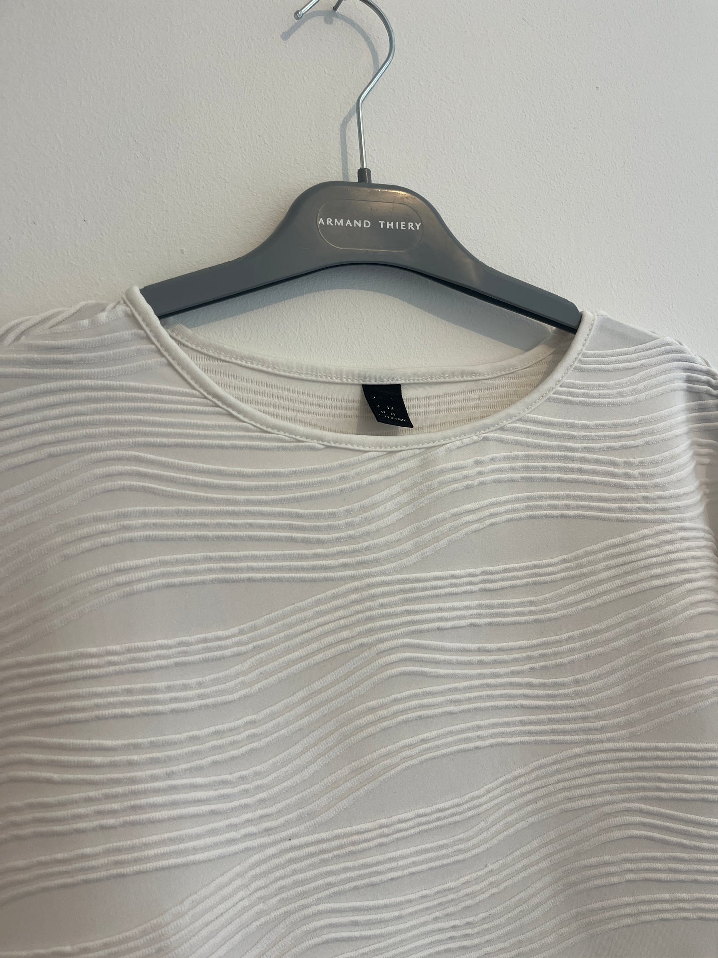 T-shirt manches courtes blanc détails en relief - M