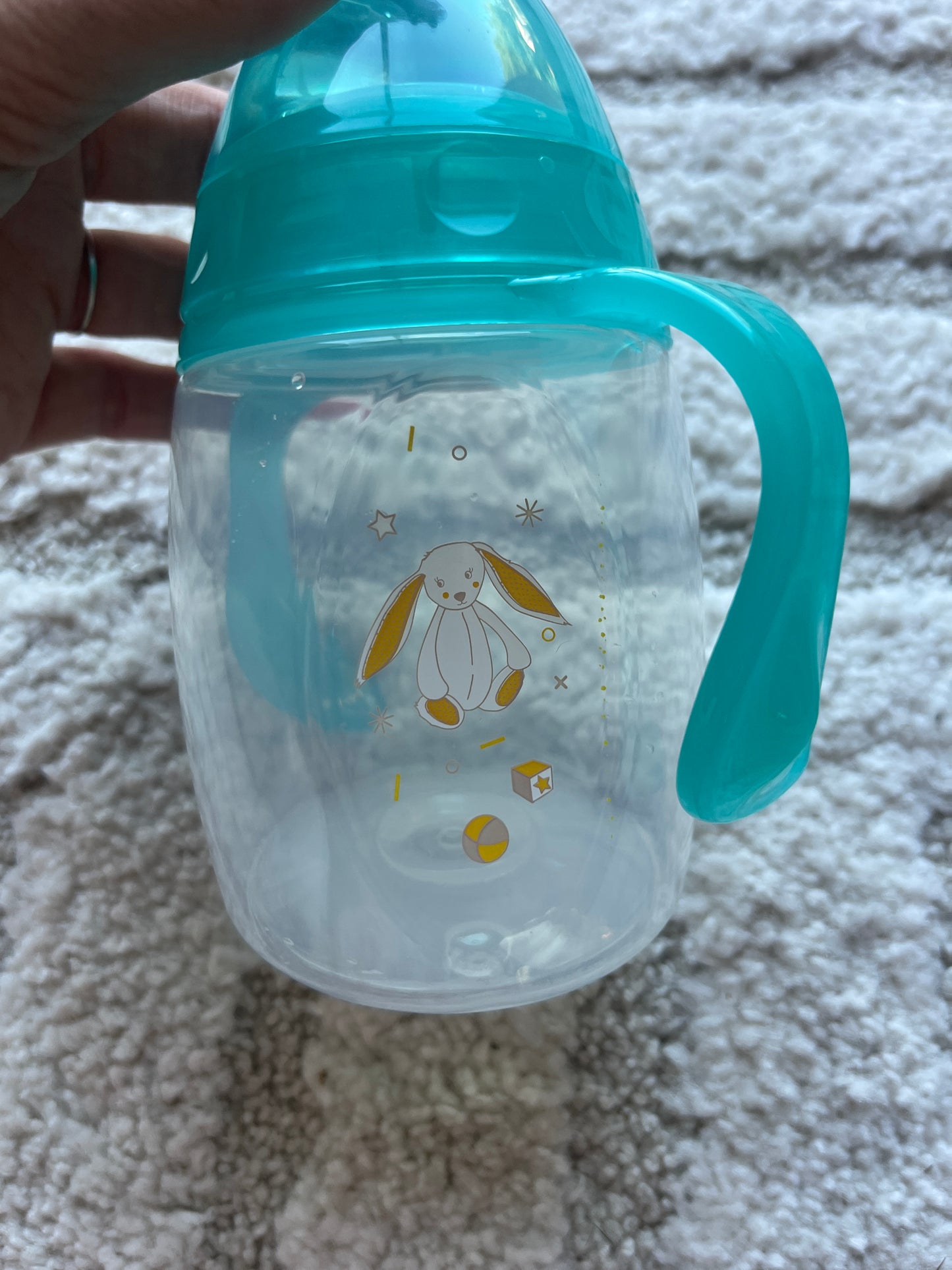 Tasse anti-fuite plastique - dès 6 mois