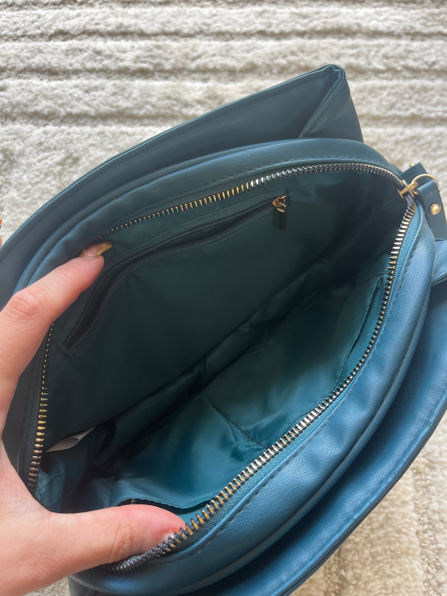 Sac à main bleu canard lisse
