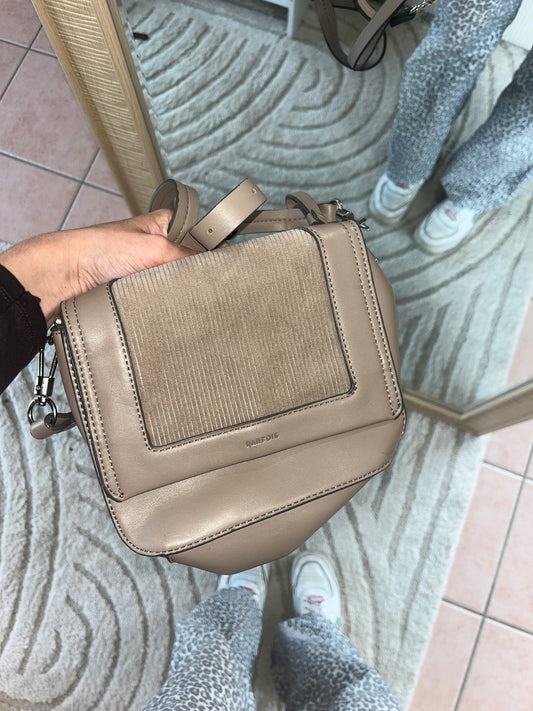 Sac à main taupe avec détail en velours Parfois