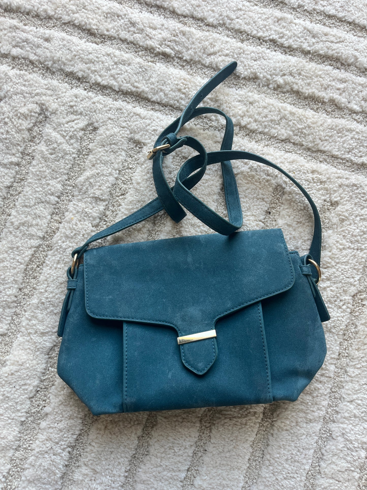 Sac à main bleu canard en suédine Promod
