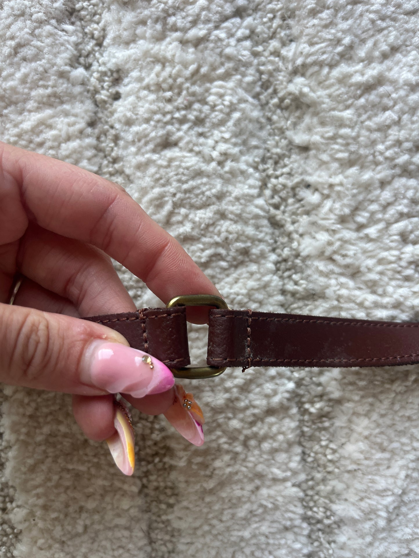 Ceinture marron en croûte de cuir de vachette SomeWhere - longueur 90 cm