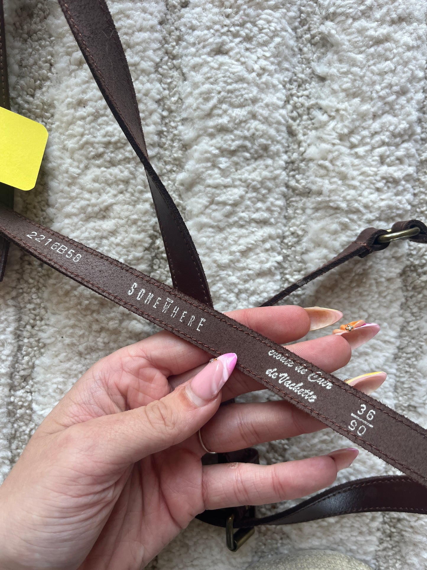 Ceinture marron en croûte de cuir de vachette SomeWhere - longueur 90 cm