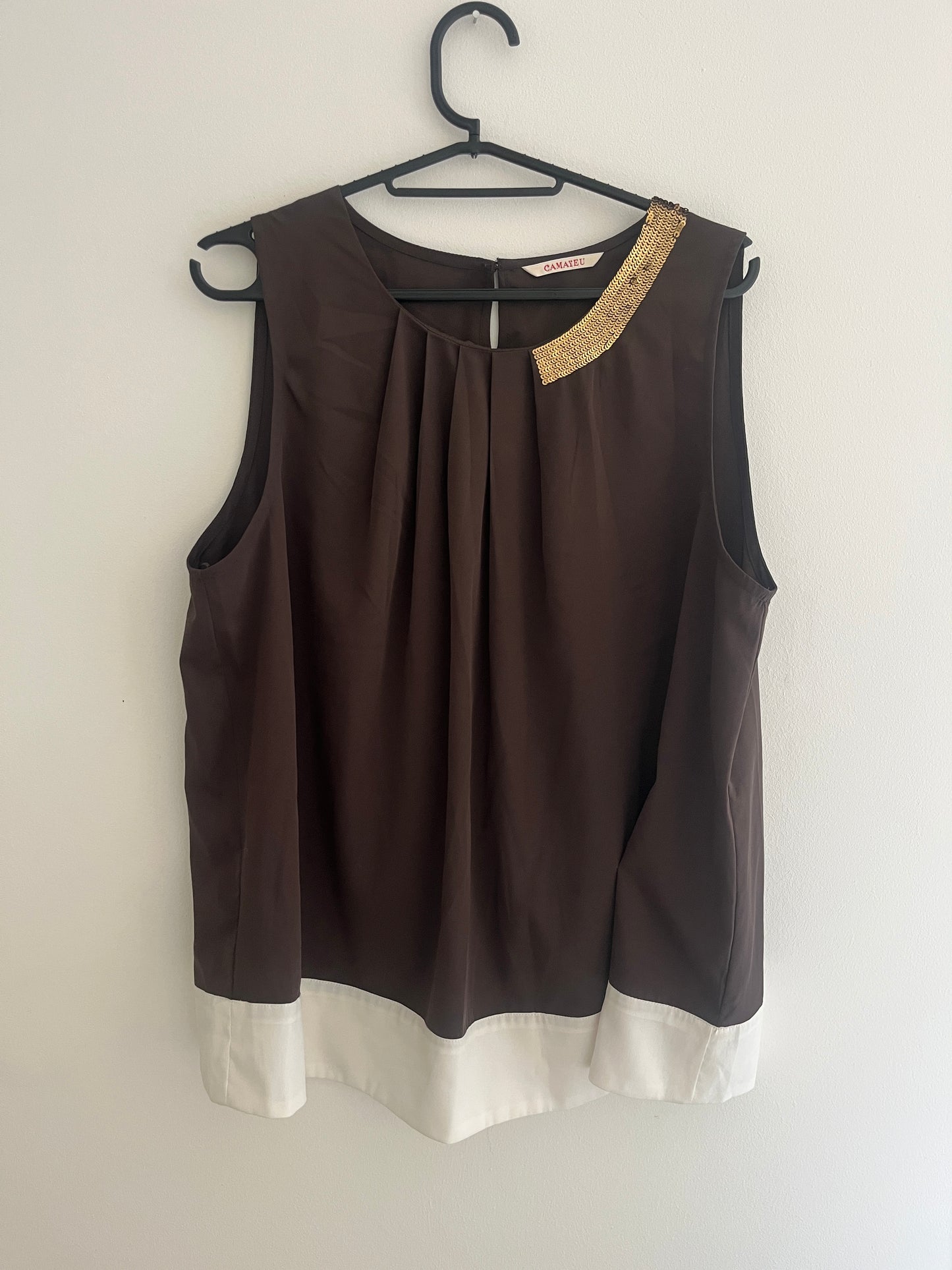 Top sans manches fluide bicolore avec strass doré Camaïeu - 46