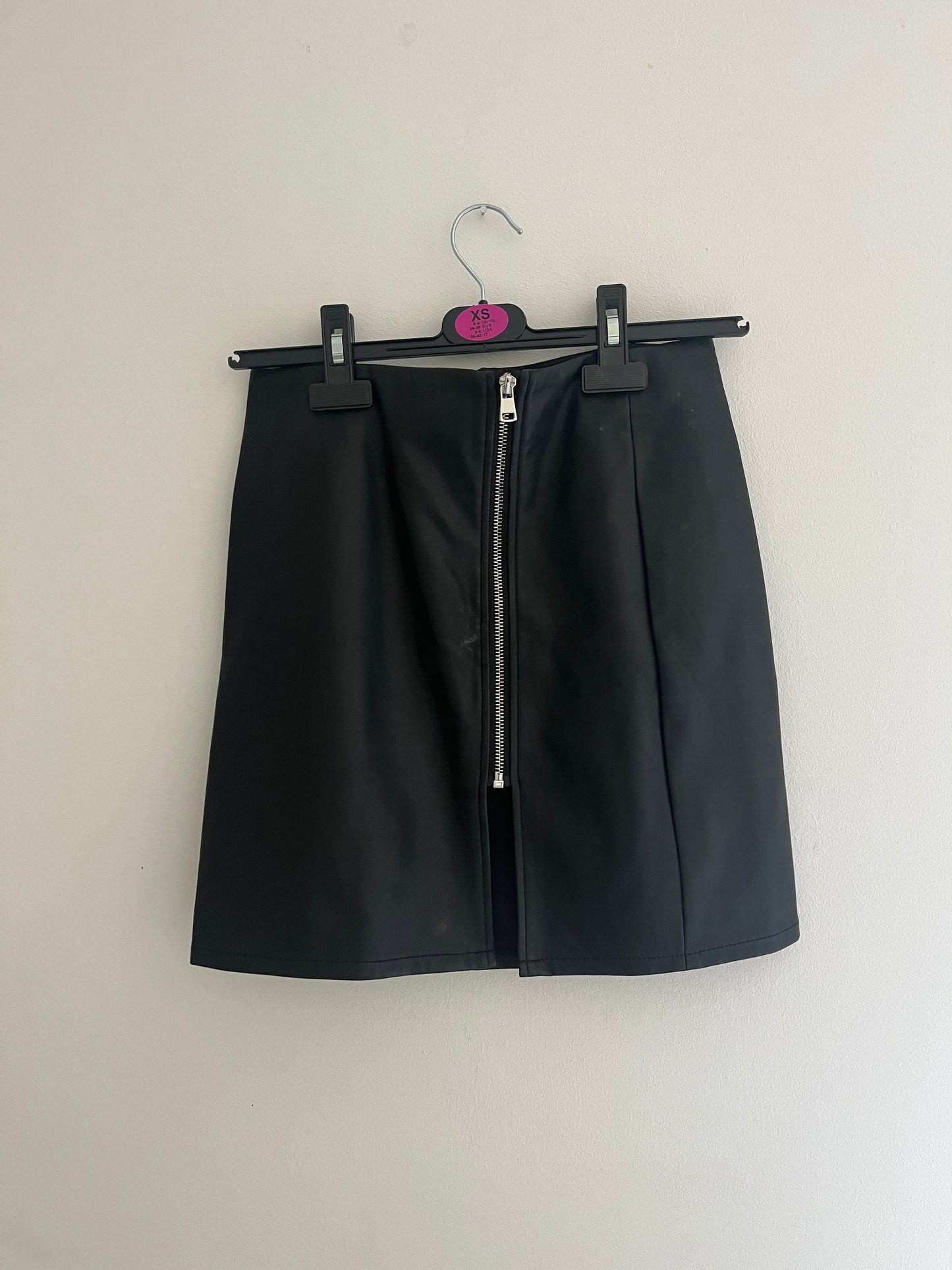 Jupe en simili cuir avec fermeture éclair Etam - 34