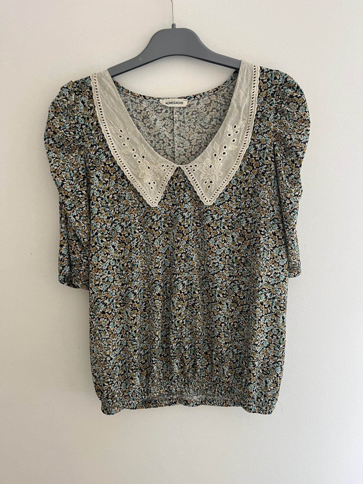 T-shirt à manches courtes motifs fleurs et col Claudine dentelle - M/L