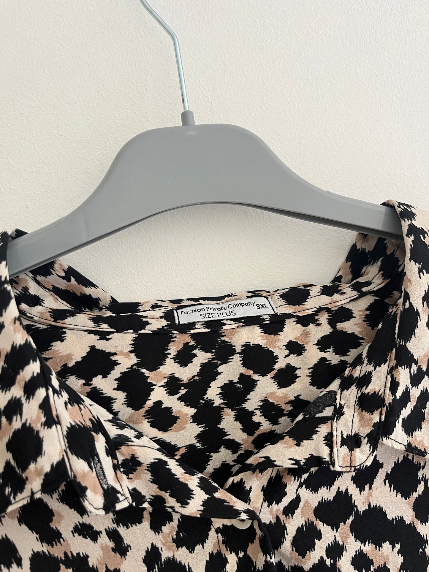 Robe courte à manches longues motif léopard FPC - 3XL