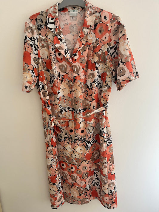 Robe courte à manches courtes ceinturée fleurs orange Canda - 44