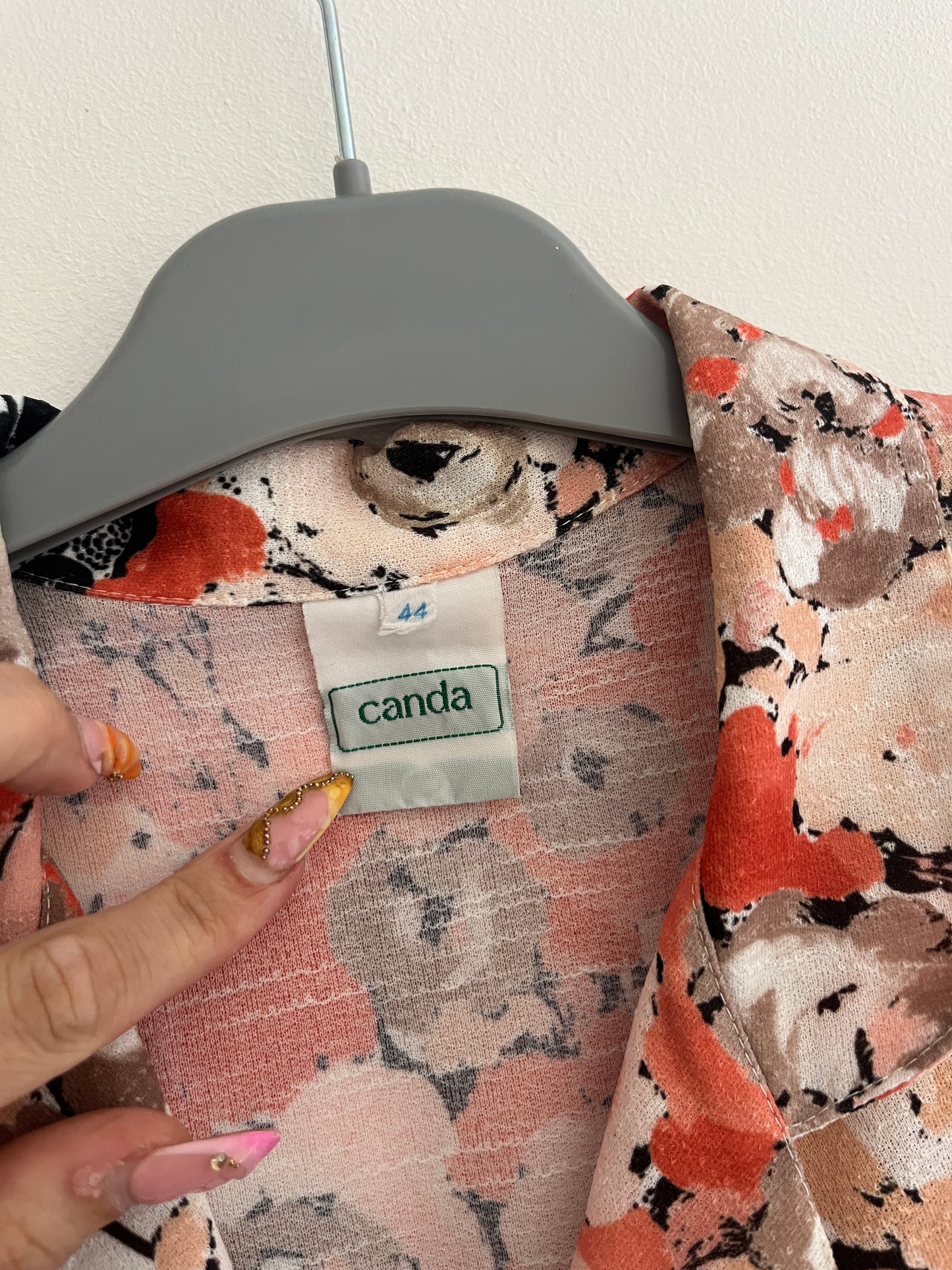 Robe courte à manches courtes ceinturée fleurs orange Canda - 44