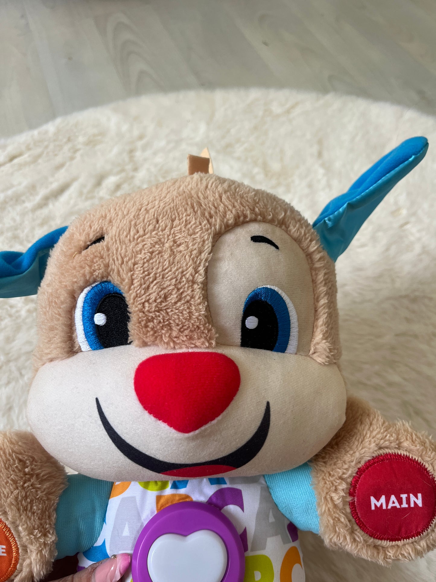 Peluche d’activités interactives et musicales Puppy FisherPrice
