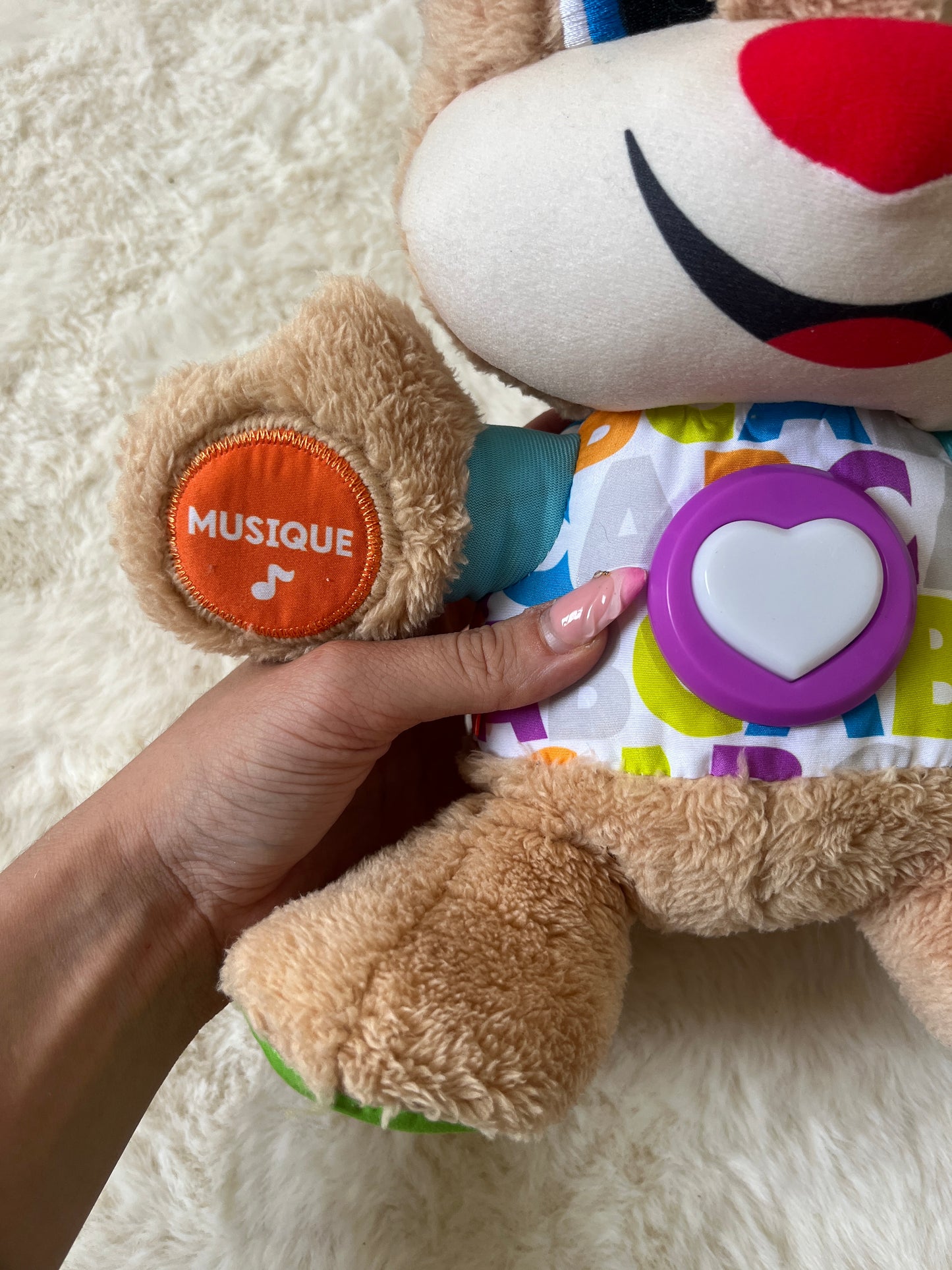 Peluche d’activités interactives et musicales Puppy FisherPrice